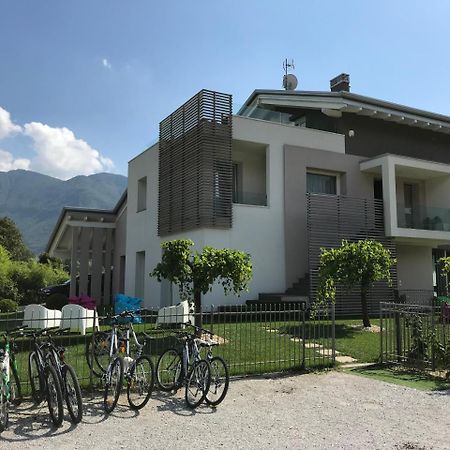 Art B&B Design Costa Volpino Εξωτερικό φωτογραφία
