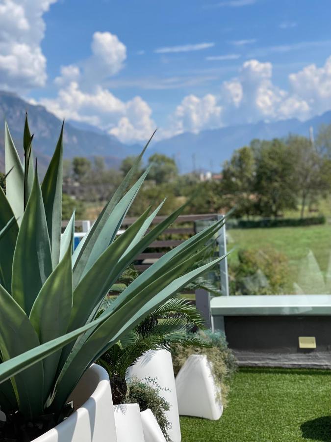 Art B&B Design Costa Volpino Εξωτερικό φωτογραφία