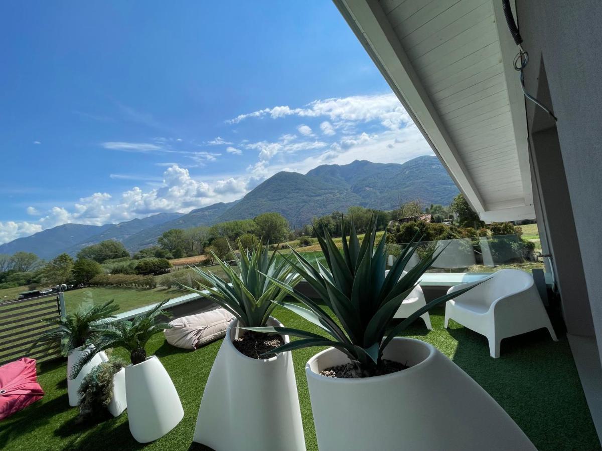 Art B&B Design Costa Volpino Εξωτερικό φωτογραφία