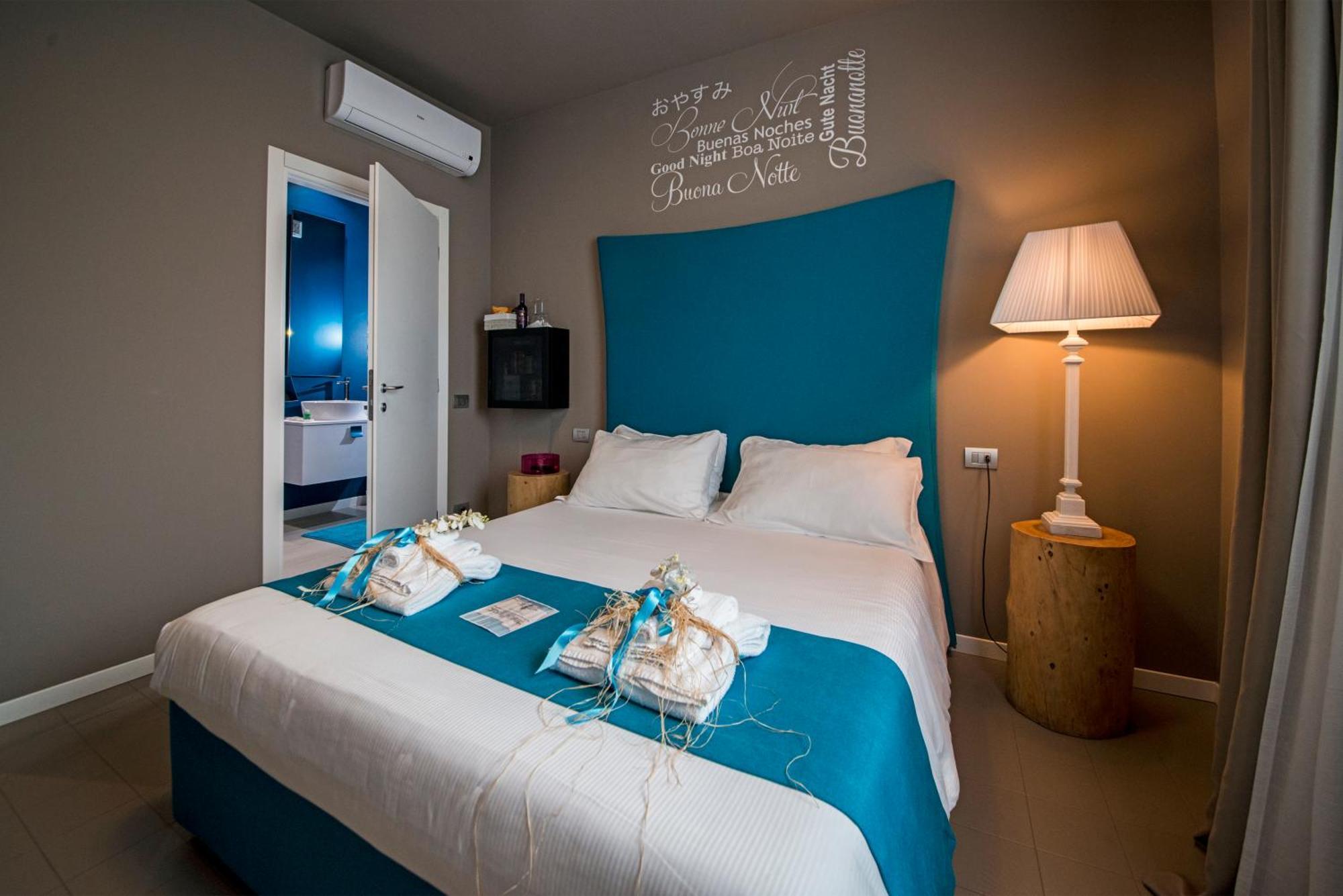 Art B&B Design Costa Volpino Εξωτερικό φωτογραφία