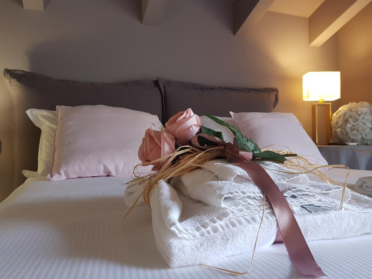 Art B&B Design Costa Volpino Εξωτερικό φωτογραφία